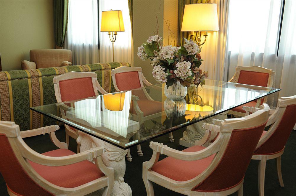 Hotel Tower Airport - Hotel&conference Center Genua